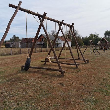 ホテル Etno Selo Eden Zeravacki Potok エクステリア 写真