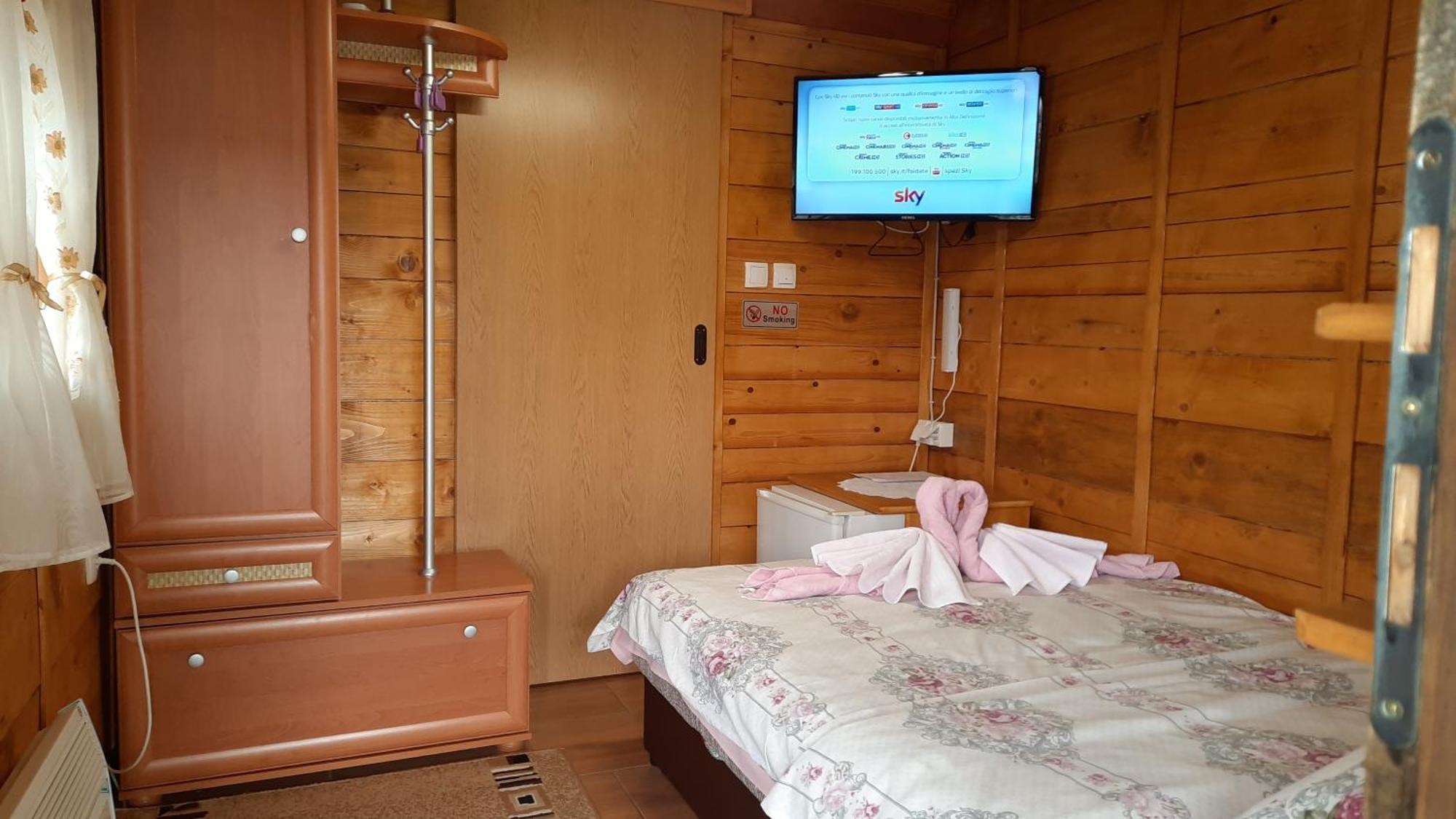 ホテル Etno Selo Eden Zeravacki Potok 部屋 写真
