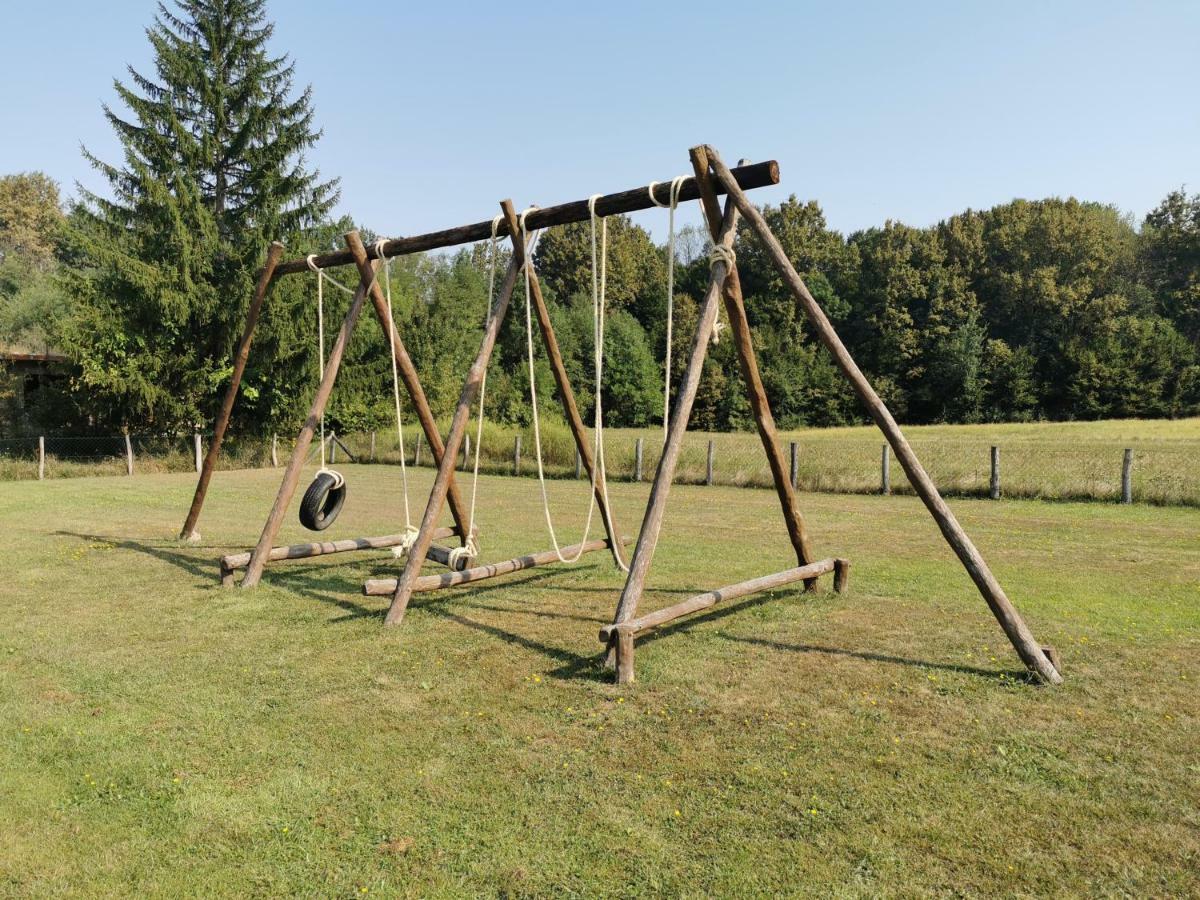 ホテル Etno Selo Eden Zeravacki Potok エクステリア 写真